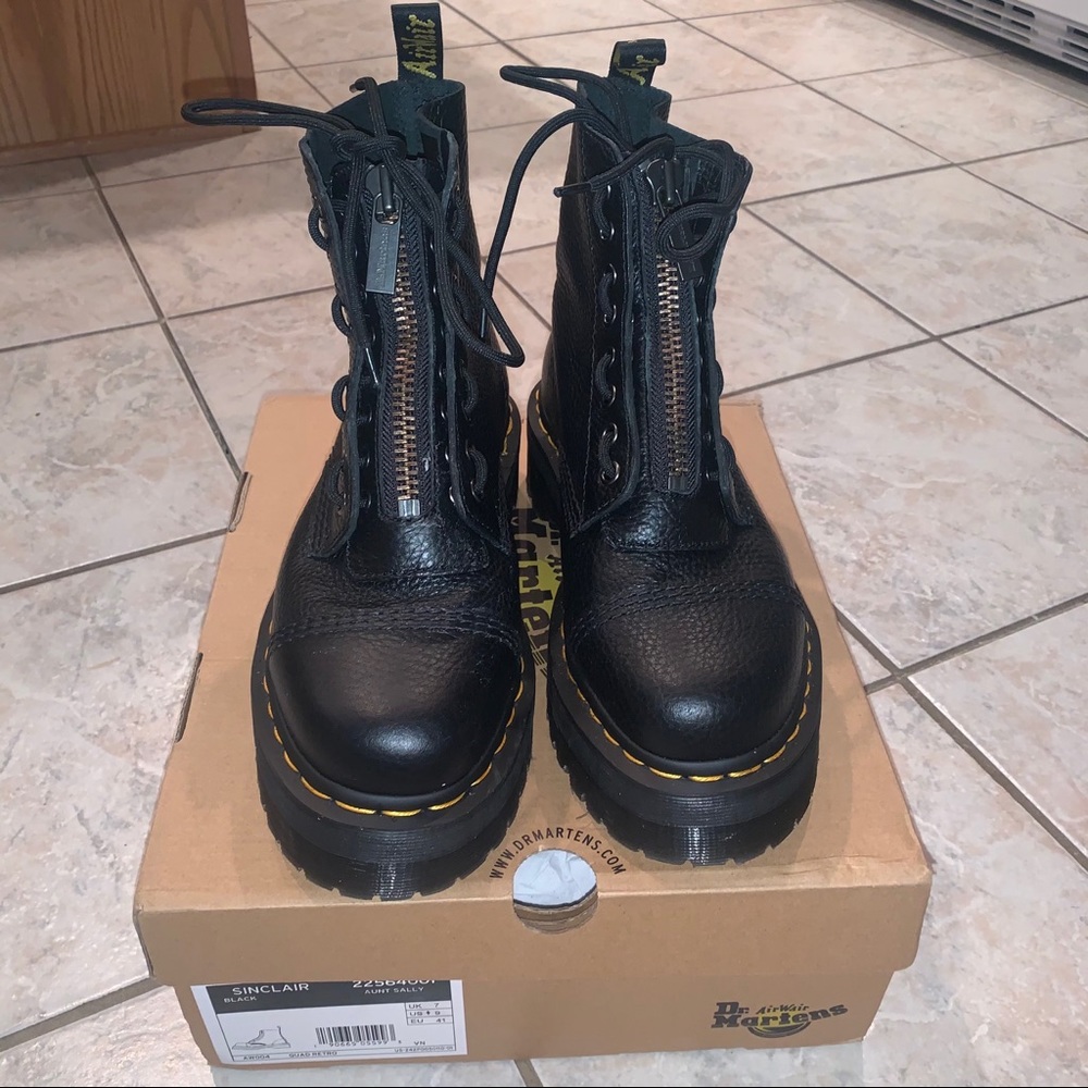 Brand New Dr Marten Sinclair Boots